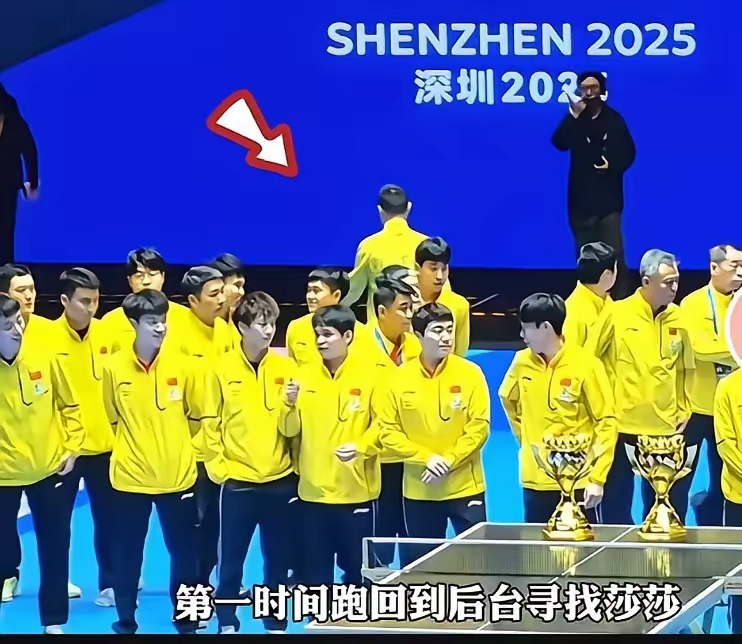 天河体育场上演广州德比，恒大与富力激烈对抗